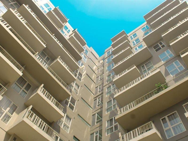 Graha Makara Suite Hotel & Residence Cikarang Exterior foto